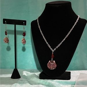 Scallop Necklace and Earrings Set